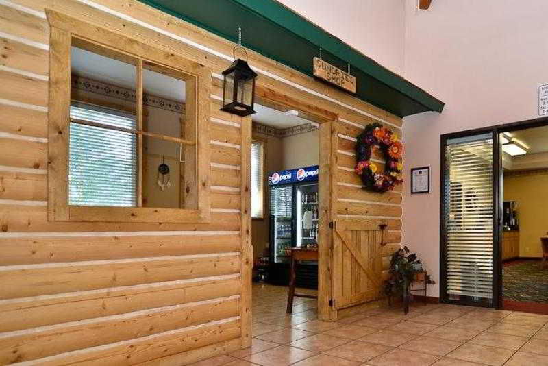 Western Sawtooth Inn&suites 3*
