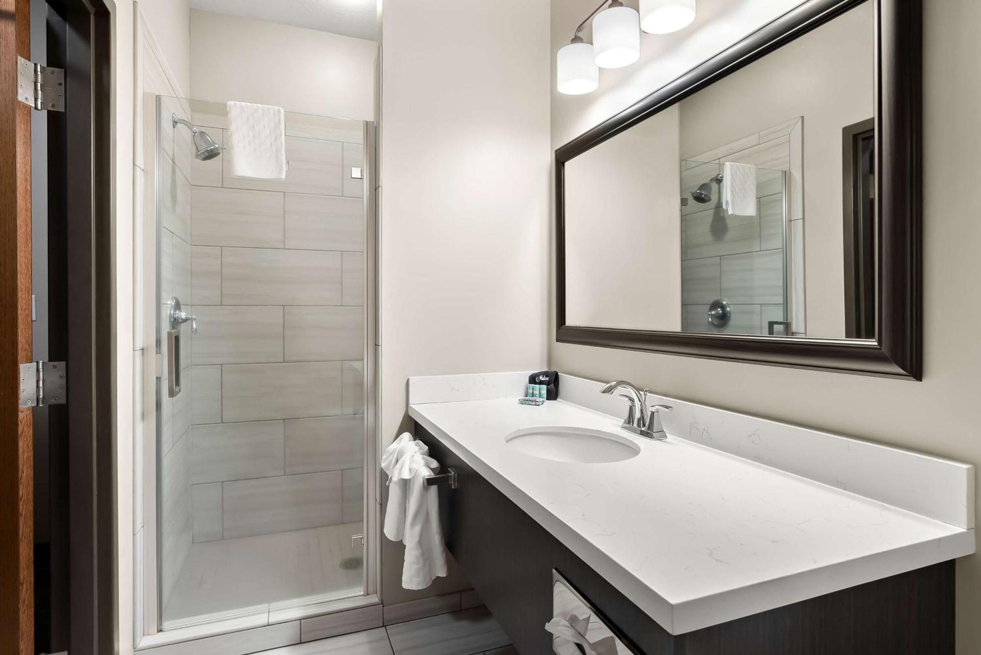 Western Sawtooth Inn&suites Hotel 3*