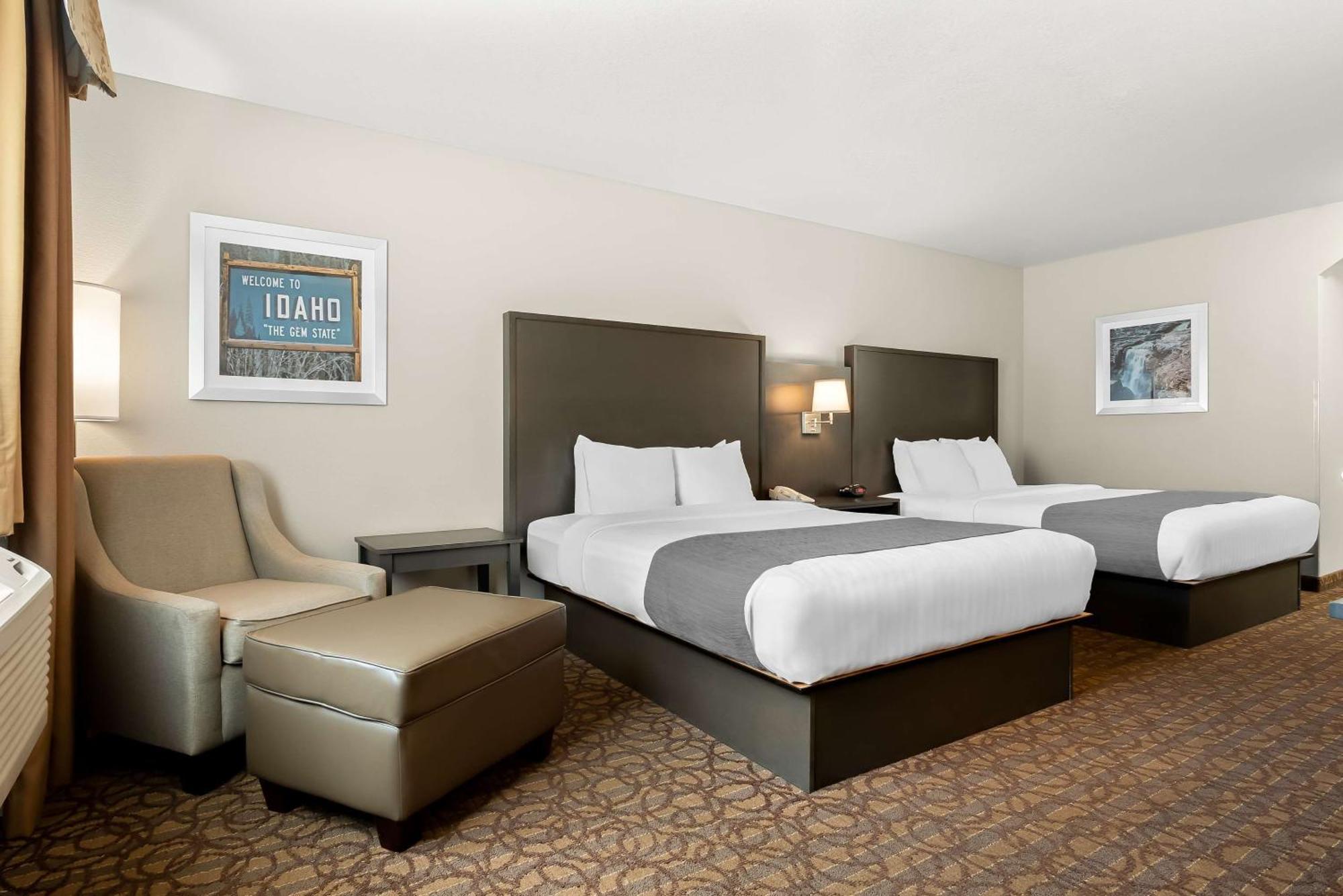 Western Sawtooth Inn&suites 3*